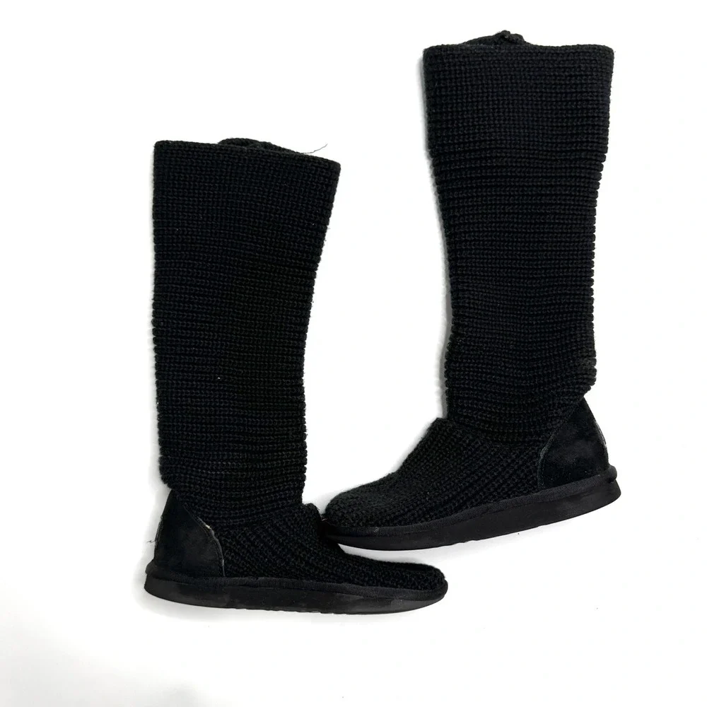 UGG Cardy Black Talk Knit Boots Women's size 7 Classic Three Buttons‎ Flaw 5819